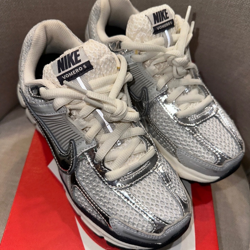 Nike Zoom Vomero 5
